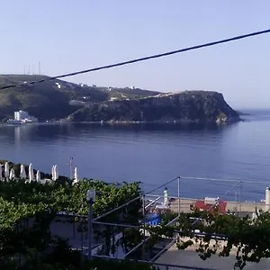 Stone House Himarë